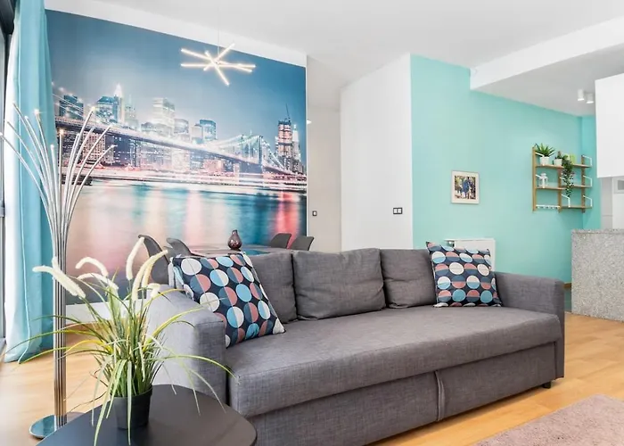-MalagaSunApts- Modern CityCentre Pool&Parking