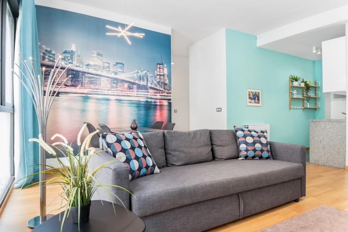 -malagasunapts- Modern Citycentre Pool&parking Appartement *