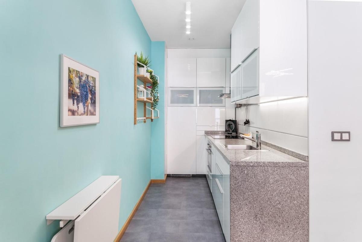 -malagasunapts- Modern Citycentre Pool&parking Appartement *