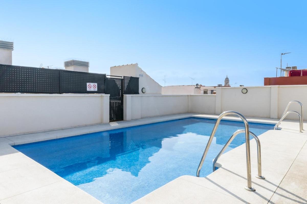 Appartement -malagasunapts- Modern Citycentre Pool&parking